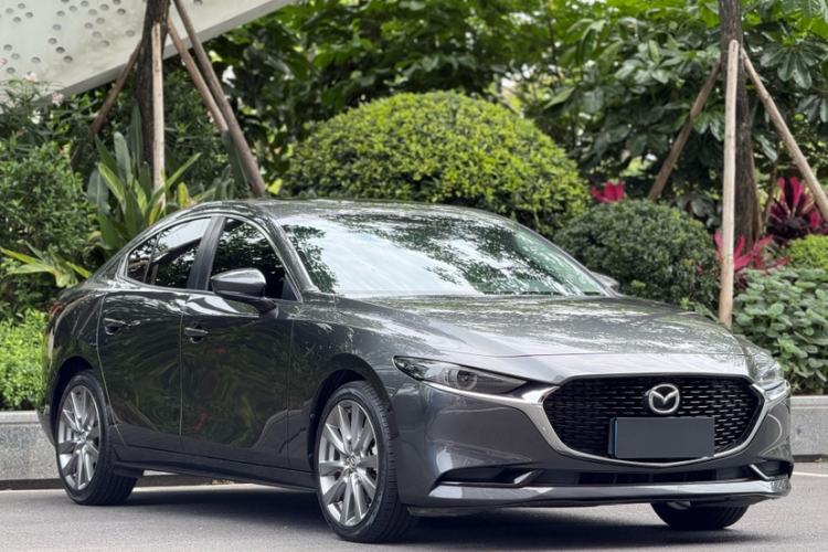 Used Mazda 3 Axela 2021 2.0L Automatic Zhiyao Edition Exterior 3