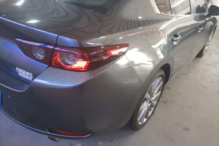 Used Mazda 3 Axela 2021 2.0L Automatic Zhiya Edition Exterior 3