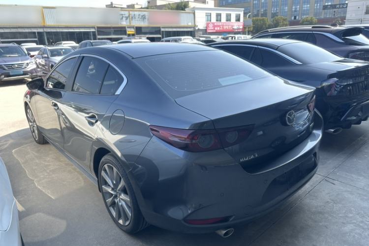 Used Mazda 3 Axela 2021 2.0L Automatic Zhiya Edition Exterior 3