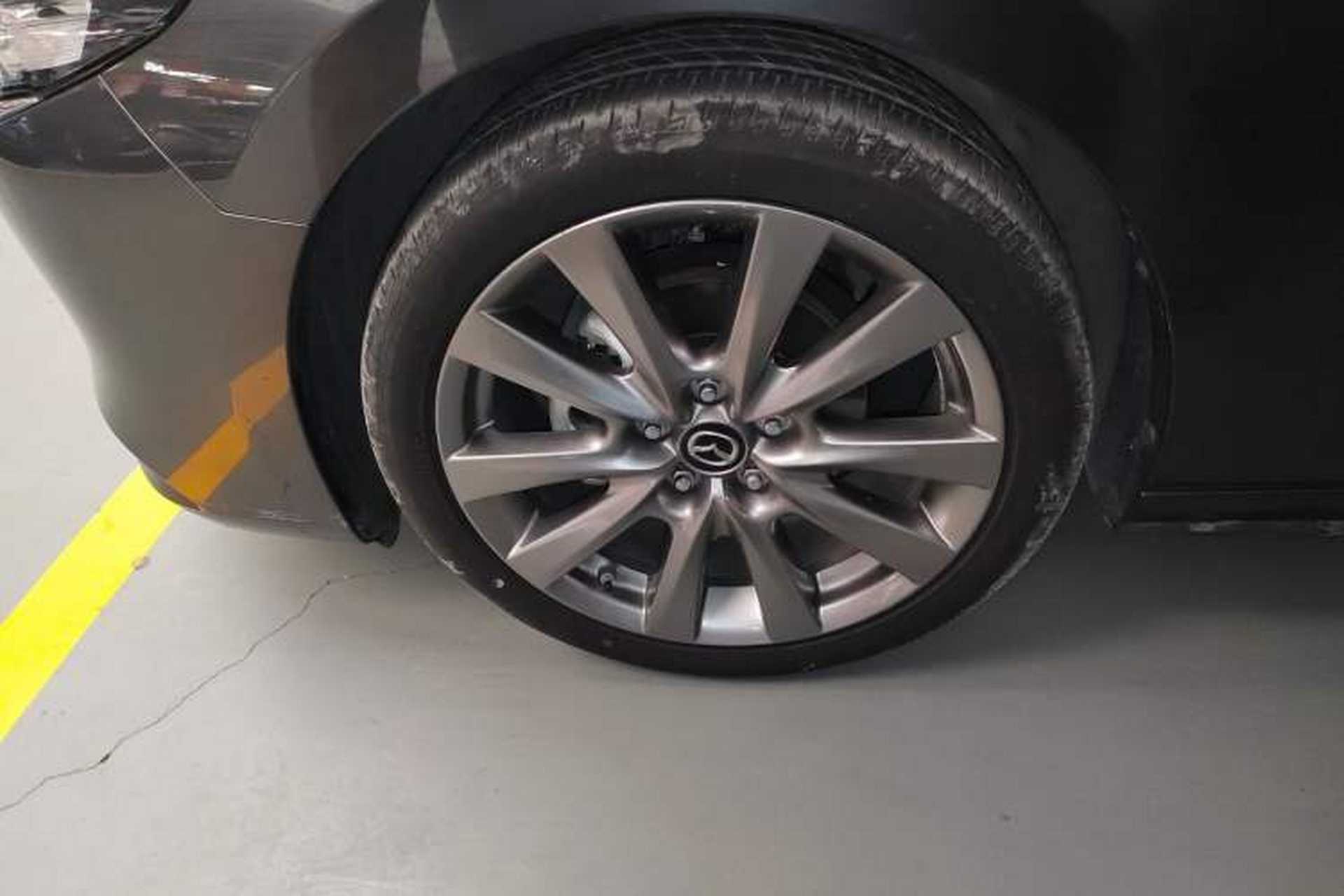 Used Mazda 3 Axela 2021 2.0L Automatic ZhiXuan Edition Exterior 4