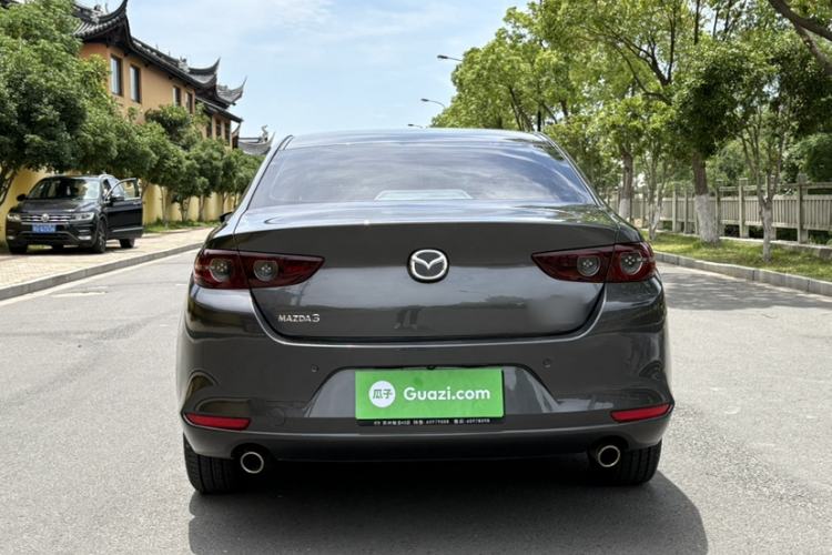 Used Mazda 3 Axela 2021 2.0L Automatic Zhiqing Edition Exterior 5