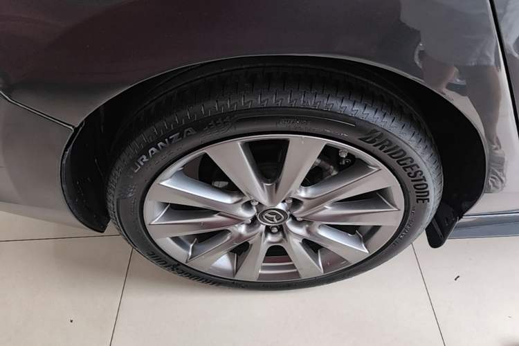 Used Mazda 3 Axela 2021 2.0L Automatic Zhi Rui Edition Exterior 5
