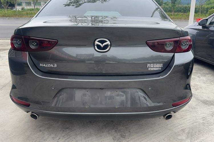 Used Mazda 3 Axela 2021 2.0L Automatic Zhiya Edition Exterior 5