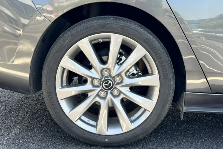 Used Mazda 3 Axela 2021 2.0L Automatic ZhiXuan Edition Exterior 6