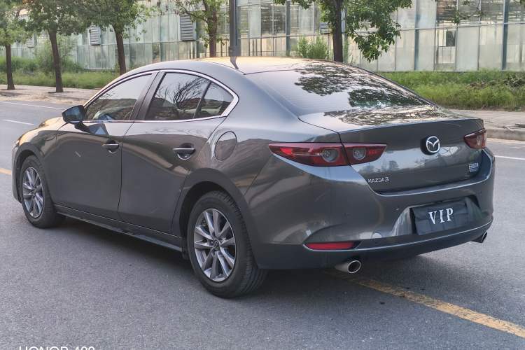 Used Mazda 3 Axela 2021 2.0L Automatic Zhiqing Edition Exterior 6