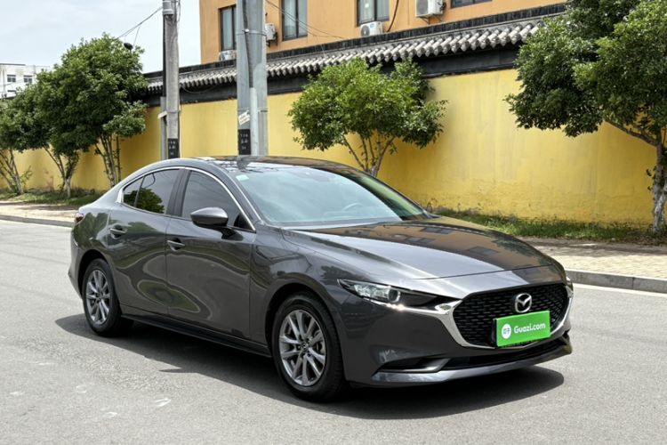 Used Mazda 3 Axela 2021 2.0L Automatic Zhiqing Edition Exterior 6