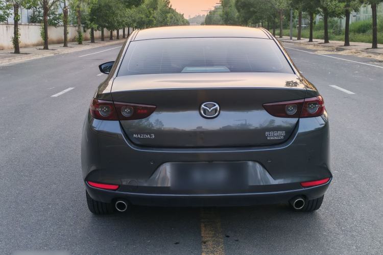 Used Mazda 3 Axela 2021 2.0L Automatic Zhiqing Edition Exterior 7
