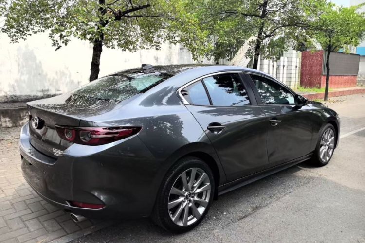 Used Mazda 3 Axela 2021 2.0L Automatic Zhiya Edition Exterior 9