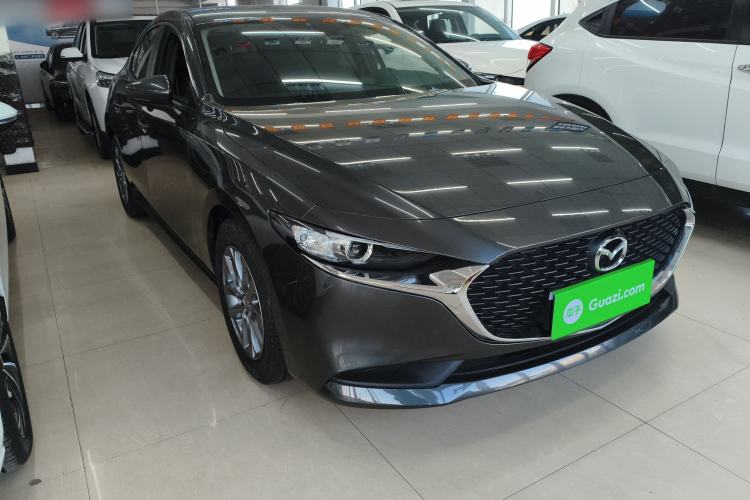 Used Mazda 3 Axela 2021 2.0L Automatic Zhiqing Edition Front Right 45 Deg