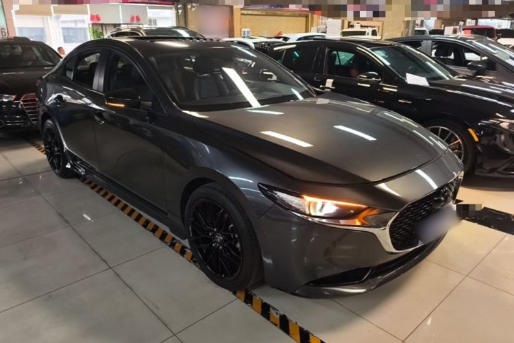 Used Mazda 3 Axela 2021 2.0L Automatic Zhiyao Edition Front Right 45 Deg