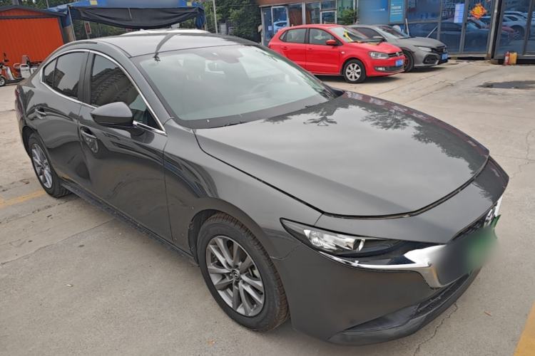 Used Mazda 3 Axela 2021 2.0L Automatic Zhiqing Edition Front Right 45 Deg