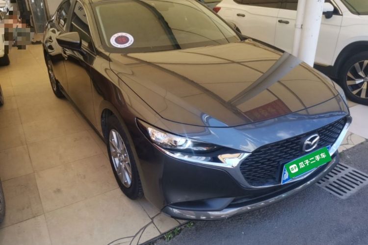 Used Mazda 3 Axela 2021 1.5L Automatic ZhiMei Edition Front Right 45 Deg