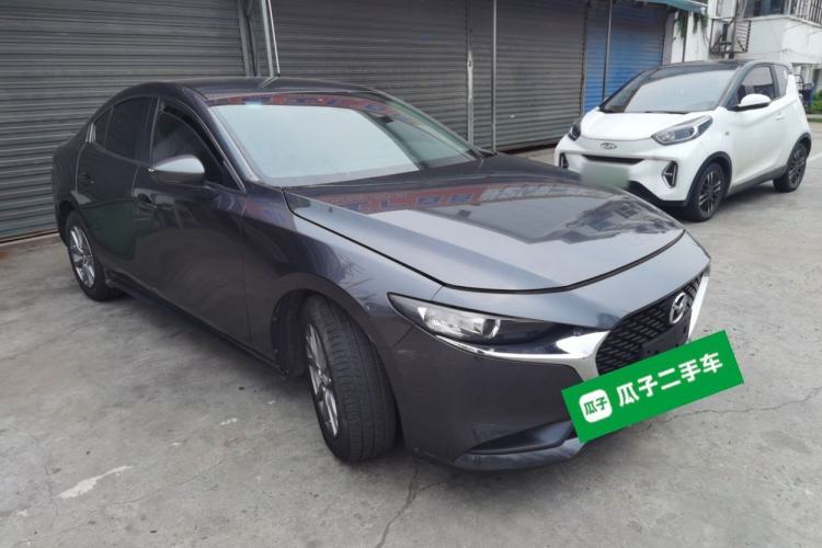 Used Mazda 3 Axela 2021 2.0L Automatic Zhiqing Edition Front Right 45 Deg