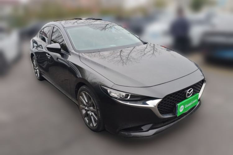 Used Mazda 3 Axela 2021 2.0L Automatic Zhiya Edition Front Right 45 Deg