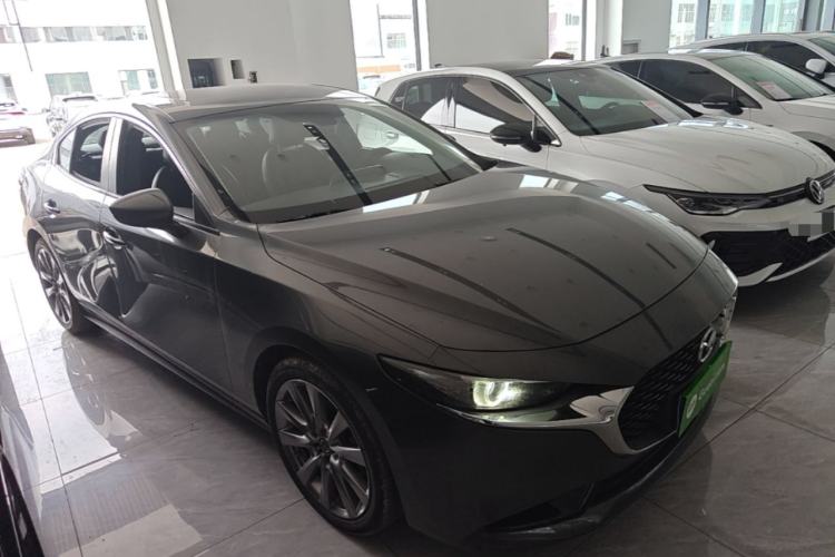 Used Mazda 3 Axela 2021 2.0L Automatic Zhiya Edition Front Right 45 Deg