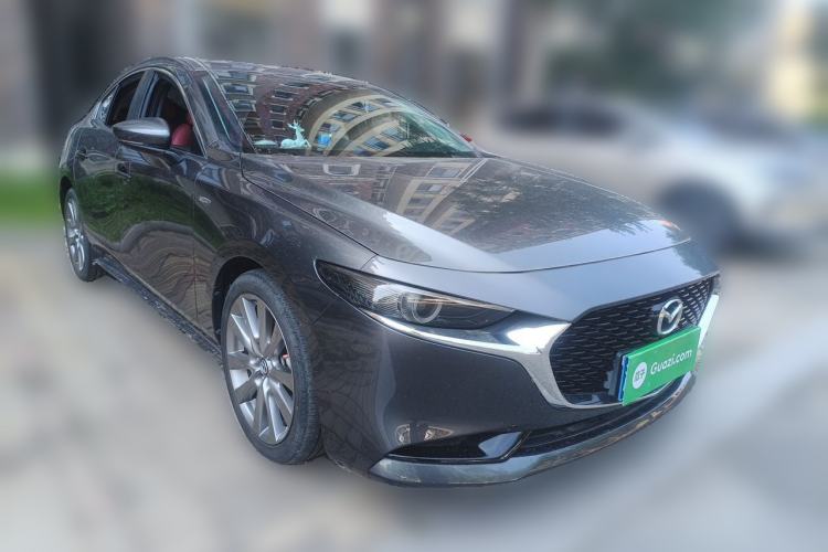 Used Mazda 3 Axela 2021 2.0L Automatic ZhiXuan Edition Front Right 45 Deg