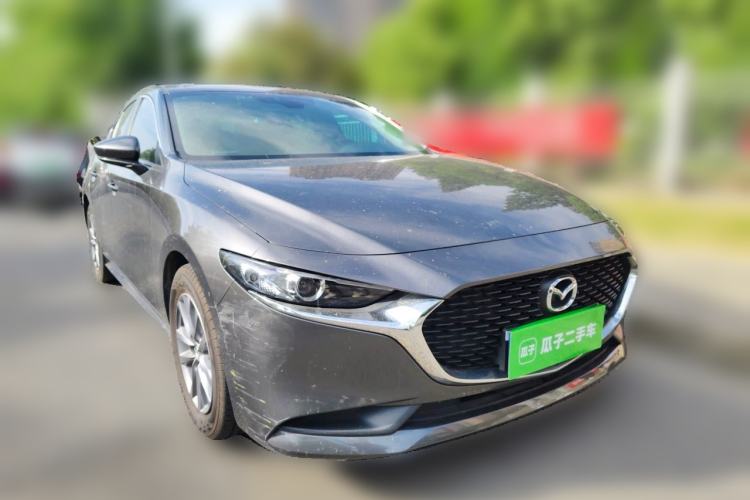 Used Mazda 3 Axela 2021 2.0L Automatic Zhiqing Edition Front Right 45 Deg