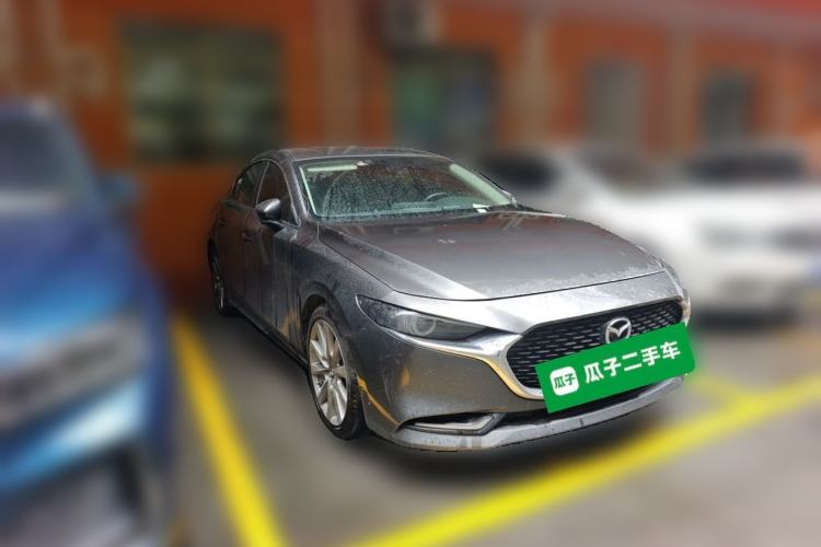 Used Mazda 3 Axela 2021 2.0L Automatic ZhiXuan Edition Front Right 45 Deg