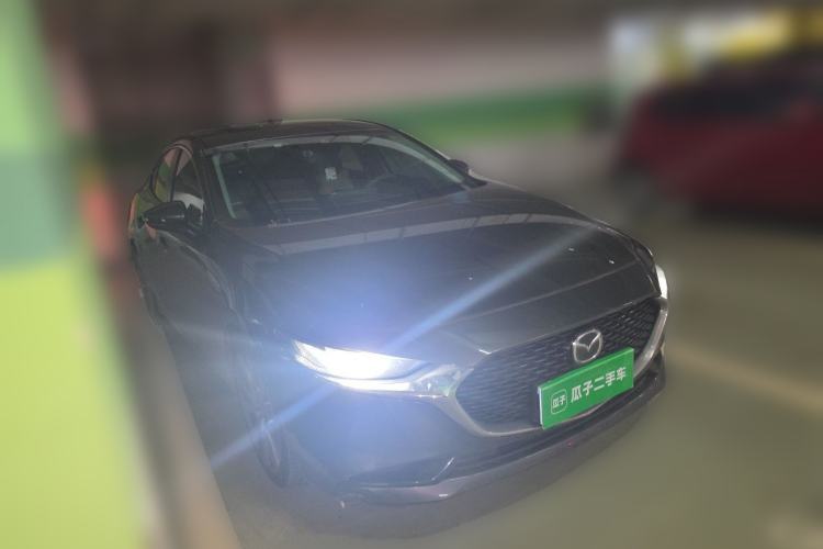 Used Mazda 3 Axela 2021 2.0L Automatic Zhi Rui Edition Front Right 45 Deg