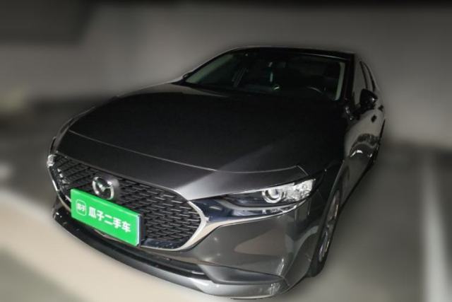 Used Mazda 3 Axela 2021 1.5L Automatic Luxury Version