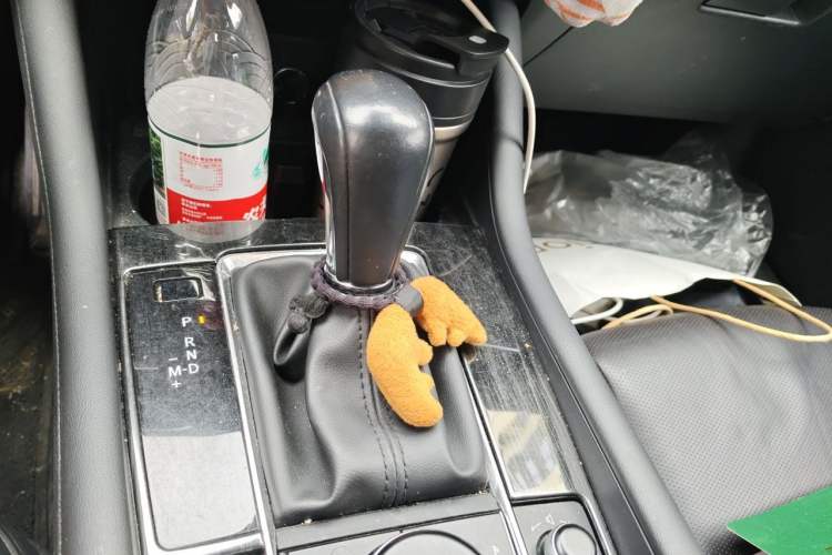 Used Mazda 3 Axela 2021 2.0L Automatic Zhiya Edition Gear Lever