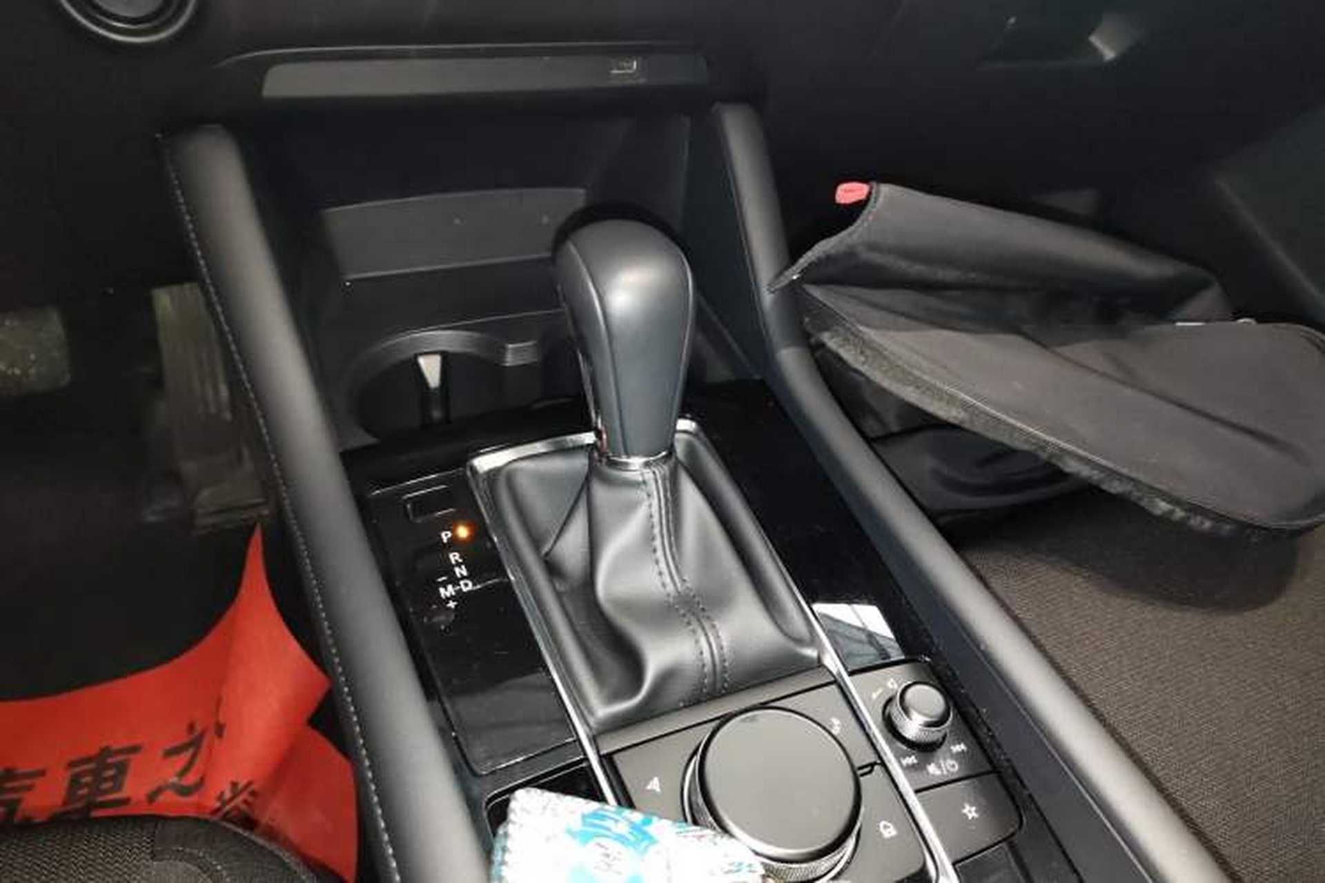 Used Mazda 3 Axela 2021 2.0L Automatic ZhiXuan Edition Gear Lever