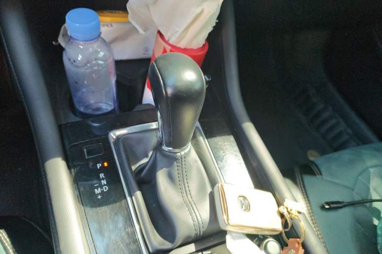 Used Mazda 3 Axela 2021 2.0L Automatic Zhiyao Edition Gear Lever