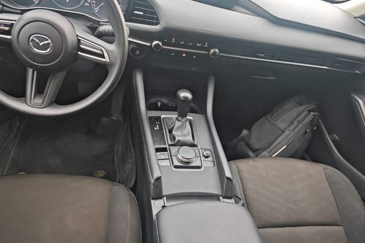 Used Mazda 3 Axela 2021 2.0L Automatic Zhiqing Edition Gear Lever