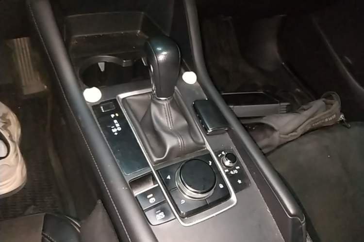 Used Mazda 3 Axela 2021 2.0L Automatic Zhiqing Edition Gear Lever