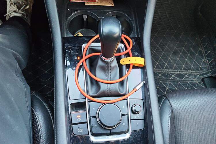 Used Mazda 3 Axela 2021 2.0L Automatic Zhi Rui Edition Gear Lever