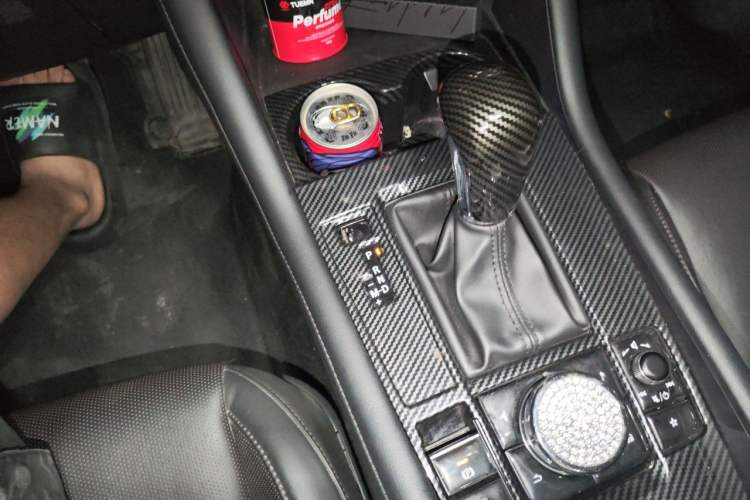 Used Mazda 3 Axela 2021 1.5L Automatic Luxury Version Gear Lever