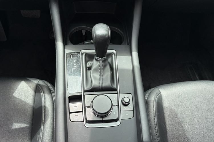 Used Mazda 3 Axela 2021 2.0L Automatic Zhiqing Edition Gear Lever