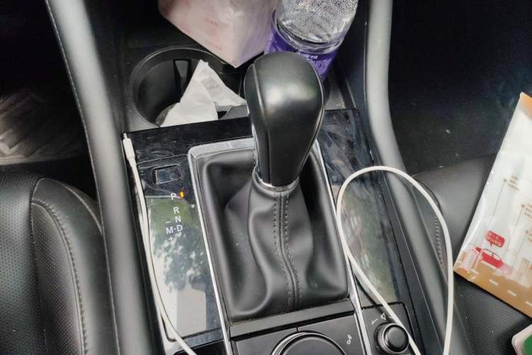 Used Mazda 3 Axela 2021 2.0L Automatic Zhi Rui Edition Gear Lever