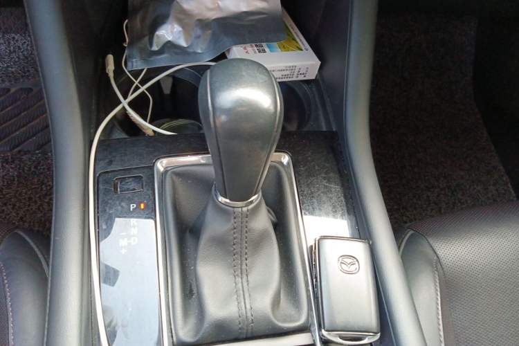 Used Mazda 3 Axela 2021 2.0L Automatic ZhiXuan Edition Gear Lever