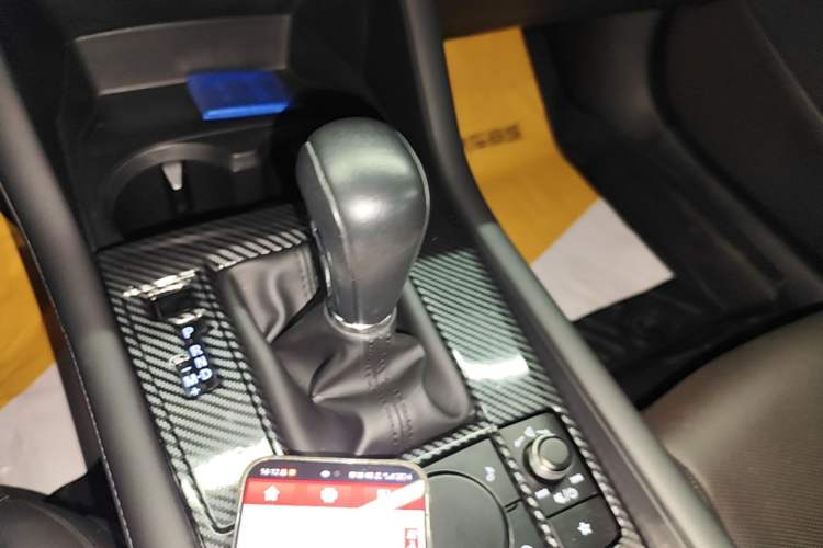 Used Mazda 3 Axela 2021 2.0L Automatic Zhiya Edition Gear Lever