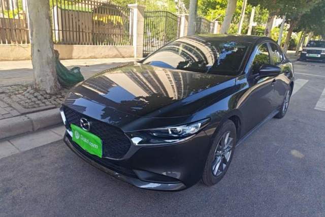 Używany Mazda 3 Axela 2021 2.0L Automatic Zhiqing Edition