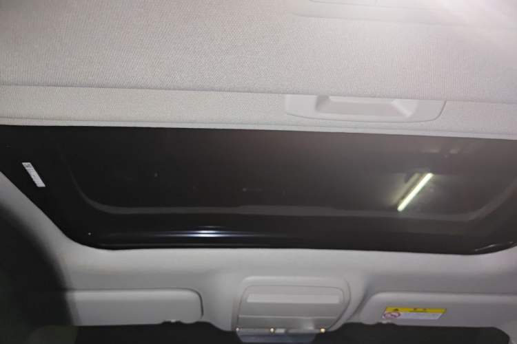 Used Mazda 3 Axela 2021 2.0L Automatic Zhiyao Edition Headliner