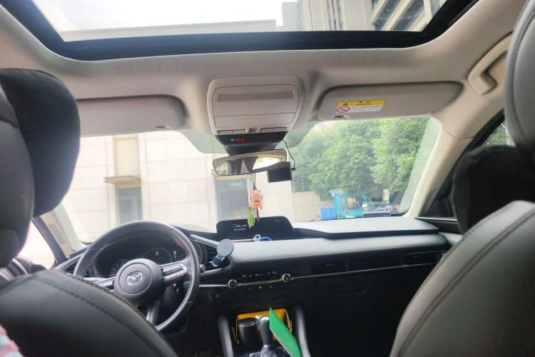 Used Mazda 3 Axela 2021 2.0L Automatic Zhiya Edition Headliner
