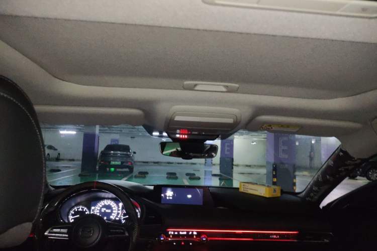 Used Mazda 3 Axela 2021 2.0L Automatic Zhiya Edition Headliner