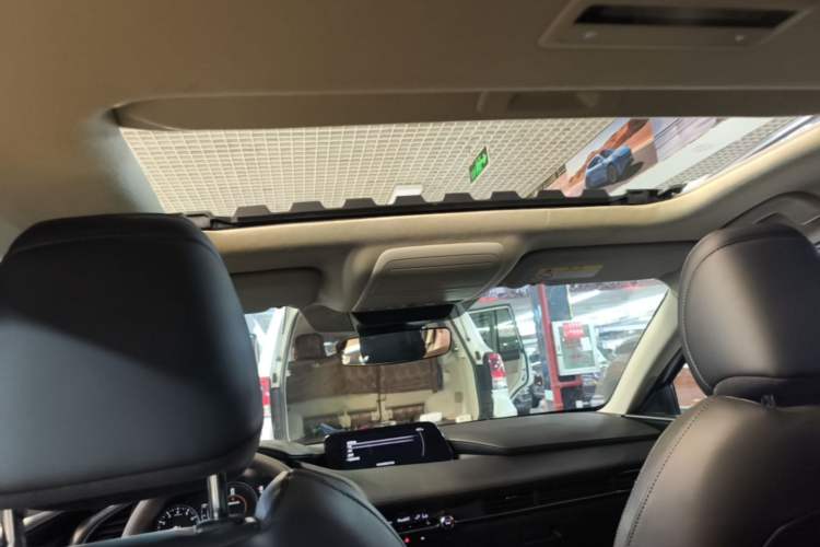 Used Mazda 3 Axela 2021 2.0L Automatic Zhiyao Edition Headliner