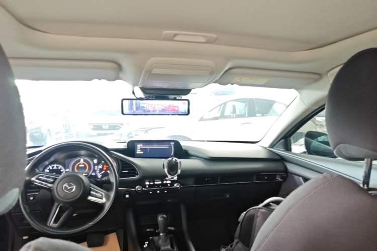 Used Mazda 3 Axela 2021 2.0L Automatic ZhiXuan Edition Headliner