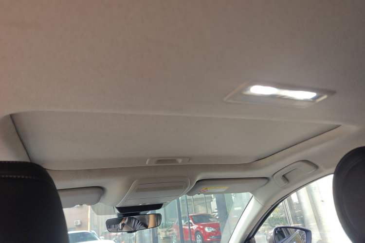 Used Mazda 3 Axela 2021 2.0L Automatic Zhiyao Edition Headliner