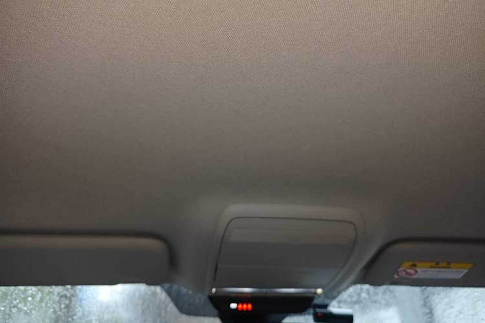 Used Mazda 3 Axela 2021 2.0L Automatic Zhiqing Edition Headliner