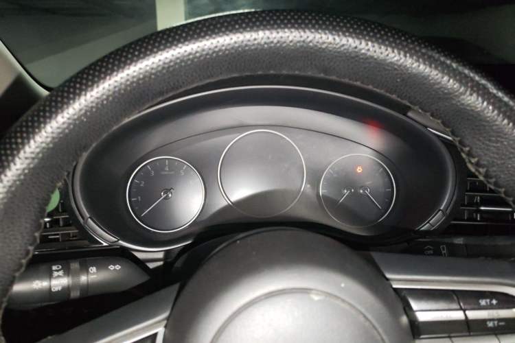 Used Mazda 3 Axela 2021 1.5L Automatic Luxury Version Instrument Cluster