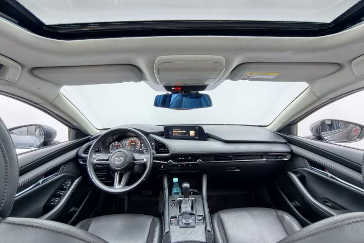 Used Mazda 3 Axela 2021 2.0L Automatic Zhiya Edition Interior 1