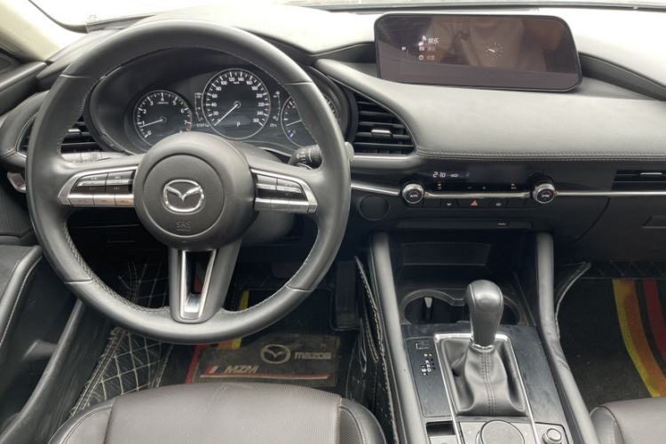 Used Mazda 3 Axela 2021 2.0L Automatic Zhiya Edition Interior 1