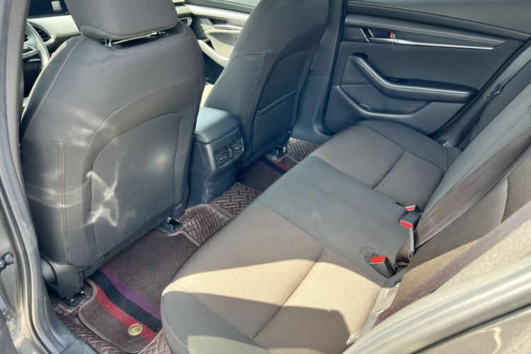 Used Mazda 3 Axela 2021 2.0L Automatic ZhiXuan Edition Interior 1