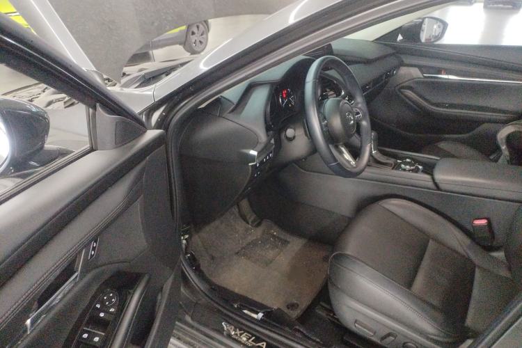 Used Mazda 3 Axela 2021 2.0L Automatic Zhiyao Edition Interior 3