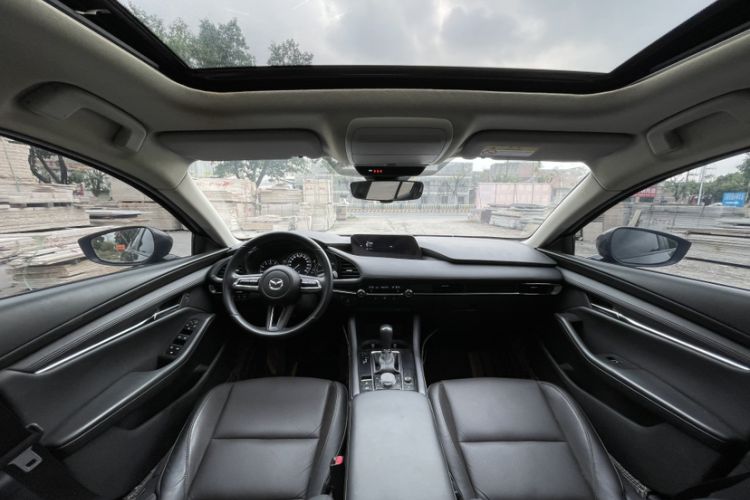 Used Mazda 3 Axela 2021 2.0L Automatic Zhiya Edition Interior 5