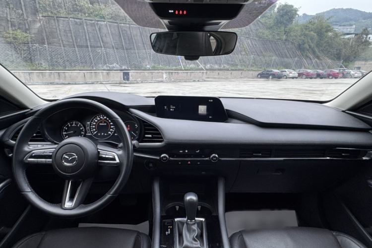 Used Mazda 3 Axela 2021 2.0L Automatic Zhiya Edition Interior 5
